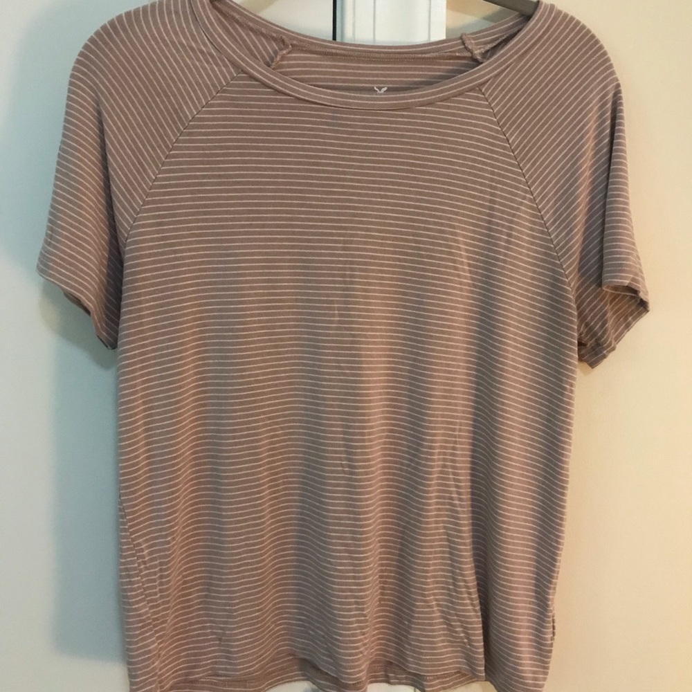 Women’s neutral top